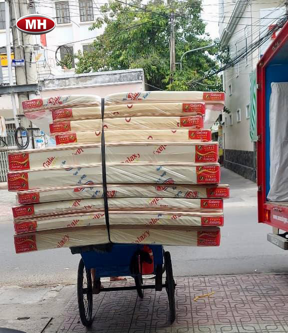 Galaxy Nâng Niu Hạnh Phúc Ngôi Nhà Bạn